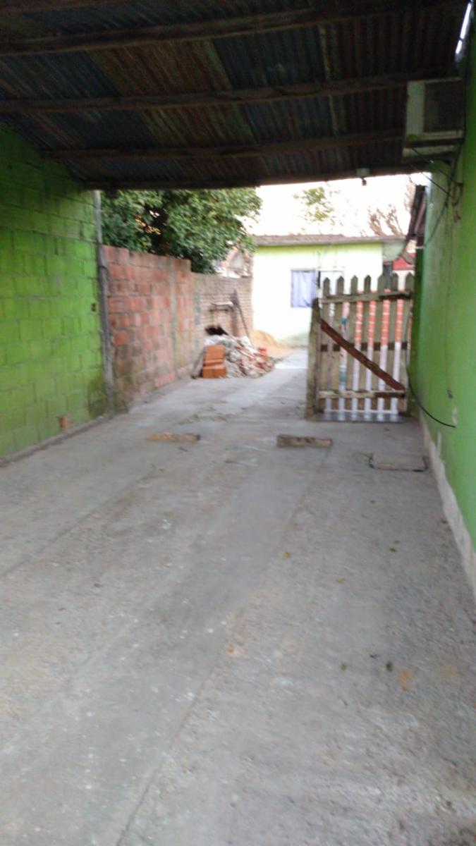 EXCELENTE PROPIEDAD DE TRES AMBIENTES MAS DOS DEPARTAMENTOS DE DOS AMBIENTES CON ENTRADA DE AUTO — foto 3