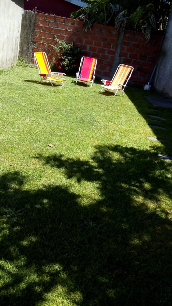 EXCELENTE PROPIEDAD DE TRES AMBIENTES CON AMPLIO PATIO Y JARDIN MAS UN DEPARTAMENTO DE DOS AMBIENTES, TERRENO DE 10 POR 41 PARQUIZADO — foto 3