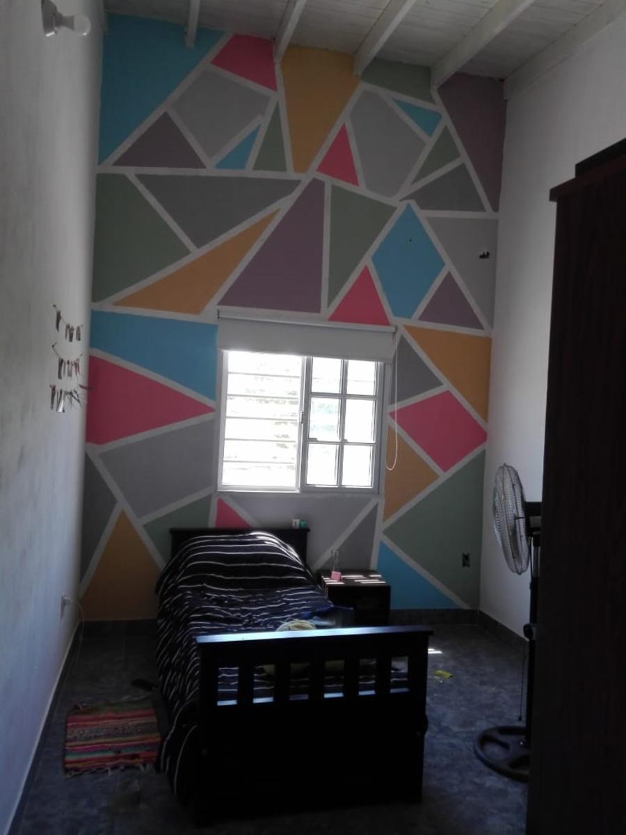 EXCELENTE PROPIEDAD DE CUATRO AMBIENTES CON LOCAL GARAGE PATIO BALCON Y DOS BAÑOS TODOS A EXTRENAR — foto 6