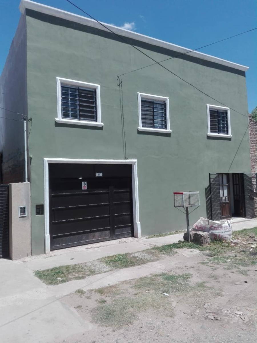 EXCELENTE PROPIEDAD DE CUATRO AMBIENTES CON LOCAL GARAGE PATIO BALCON Y DOS BAÑOS TODOS A EXTRENAR — foto 15
