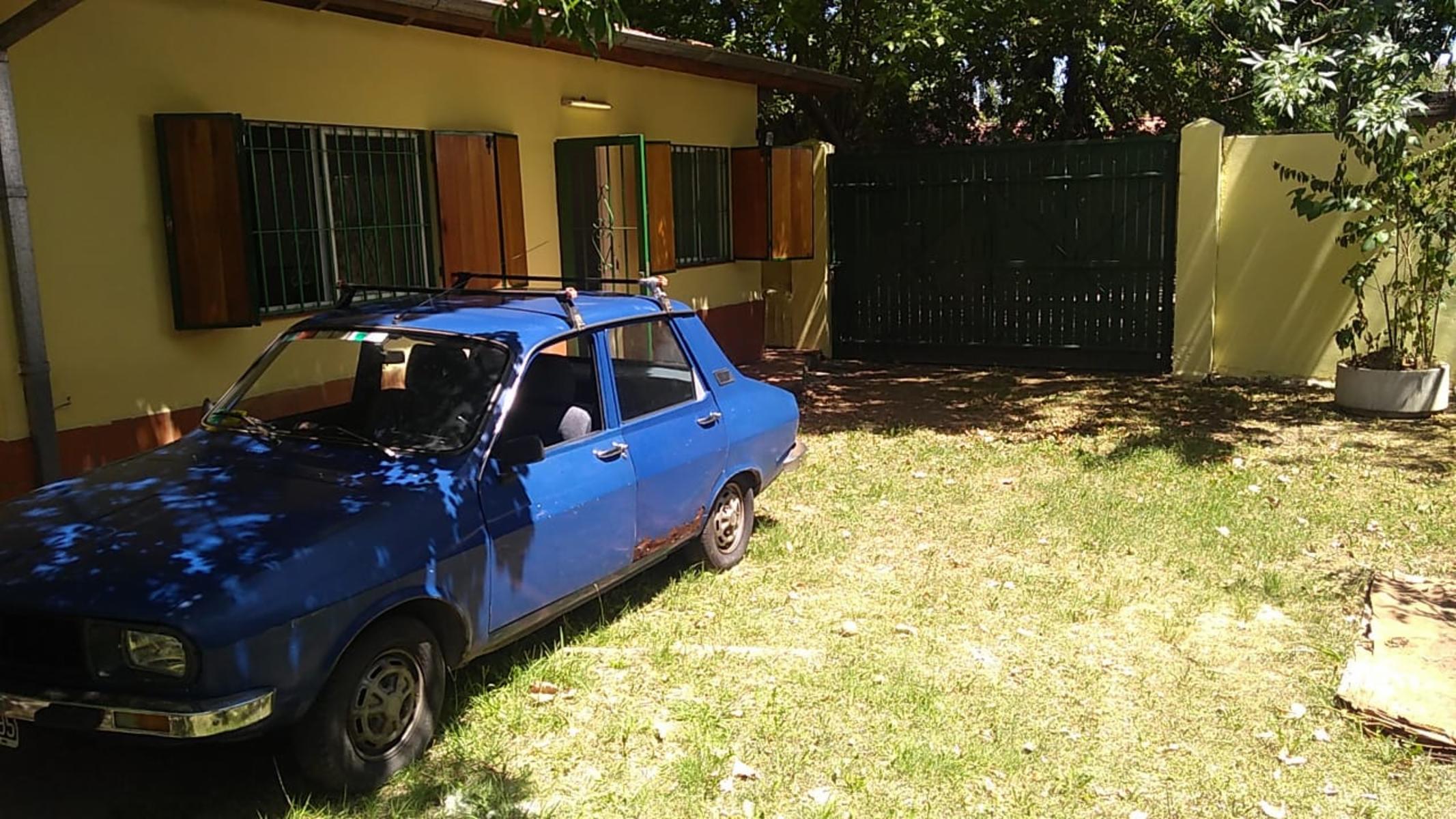 EXCELENTE´PROPIEDAD MULTIFAMILIAR VIVIENDA AL FRENTE DE DOS AMBIENTES ENTRADA DE AUTO PATIO PARRILLA Y AL FONDO OTRA VIVIENDA DE DOS AMBENTES — foto 13