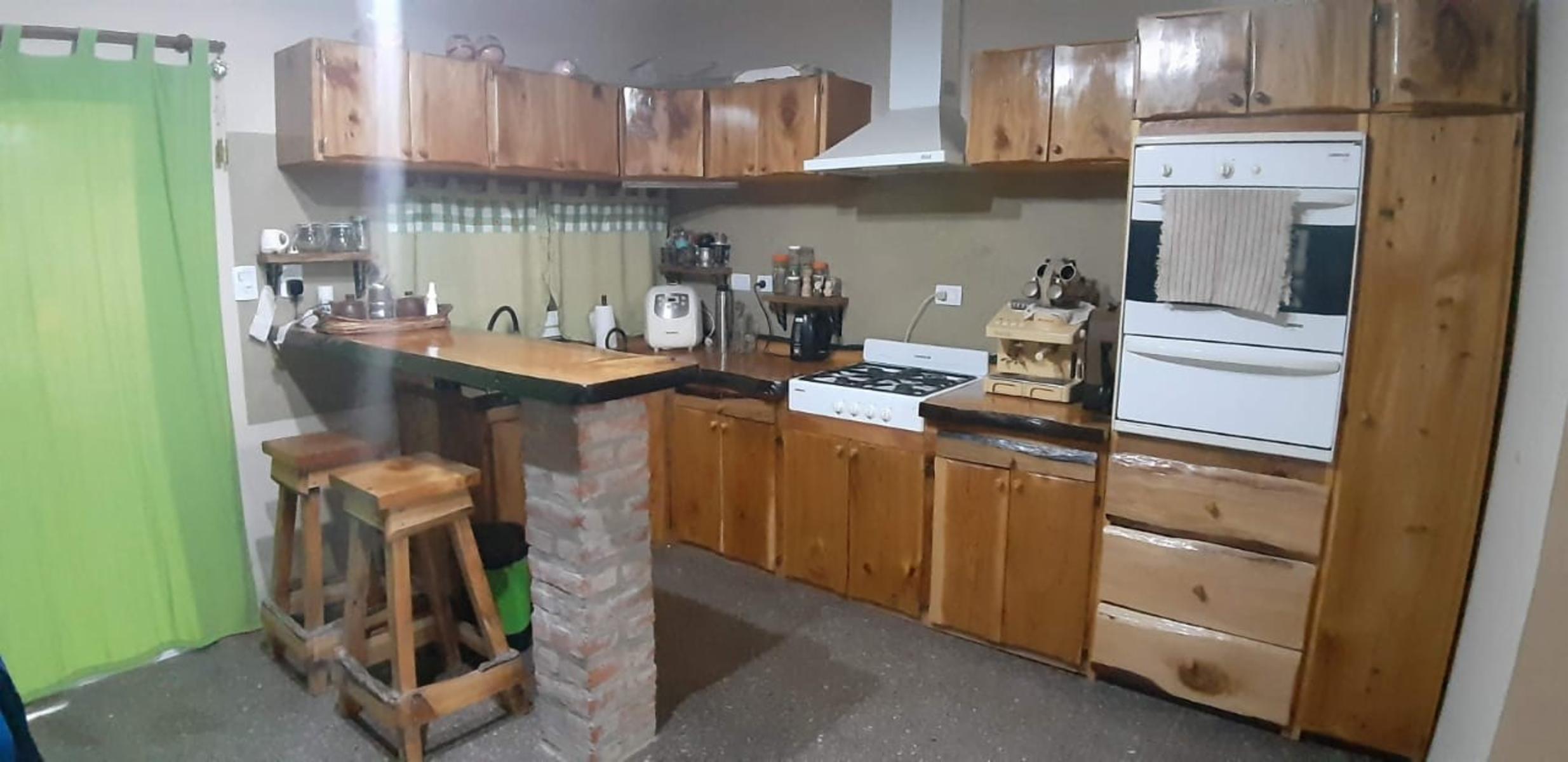 EXCELENTE PROPIEDAD CASA REMODELADA A NUEVA EN GARIN BUENA UBICACION — foto 8