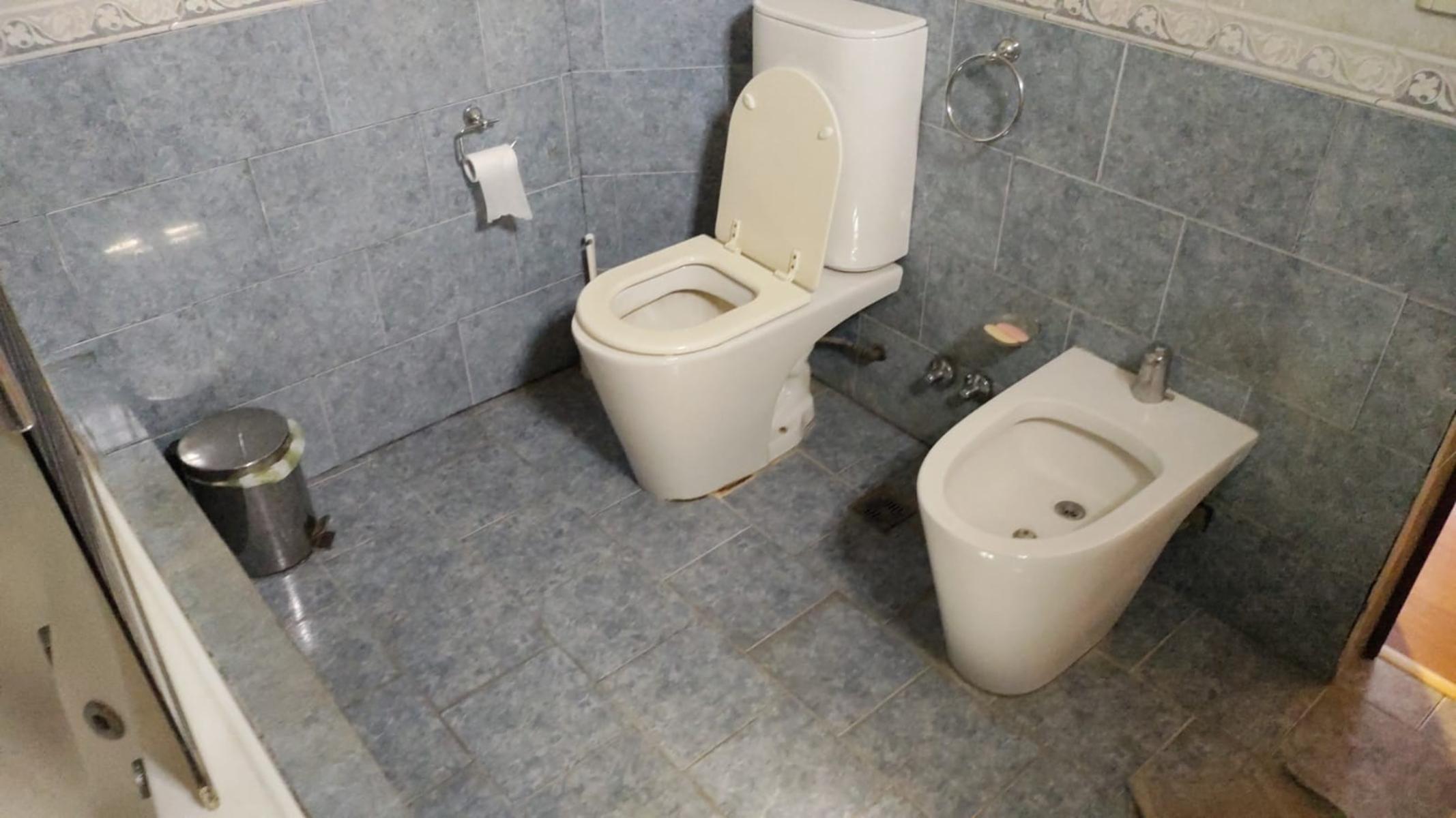 EXCELENRTE PROPIEDAD DE CUATRO AMBIENTES AMPLIOS Y LUMINOSO BIEN UBICADO A 40 METROS DE PANAMERICANA RUTA Nº9 — foto 3