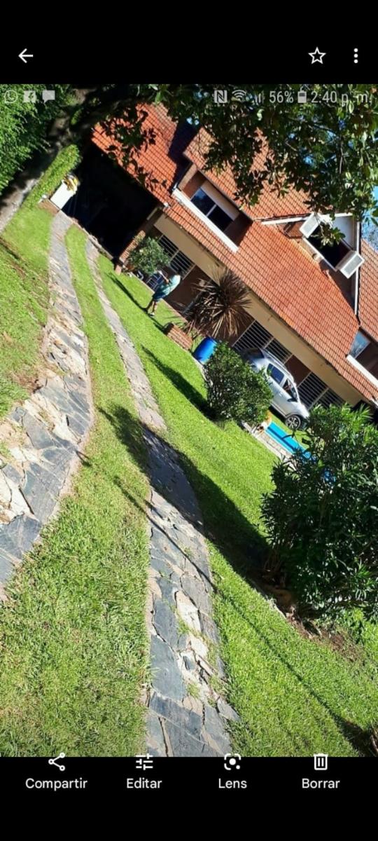 EXCELENTE CASA QUINTA CON PARQUE Y PISCINA - 2