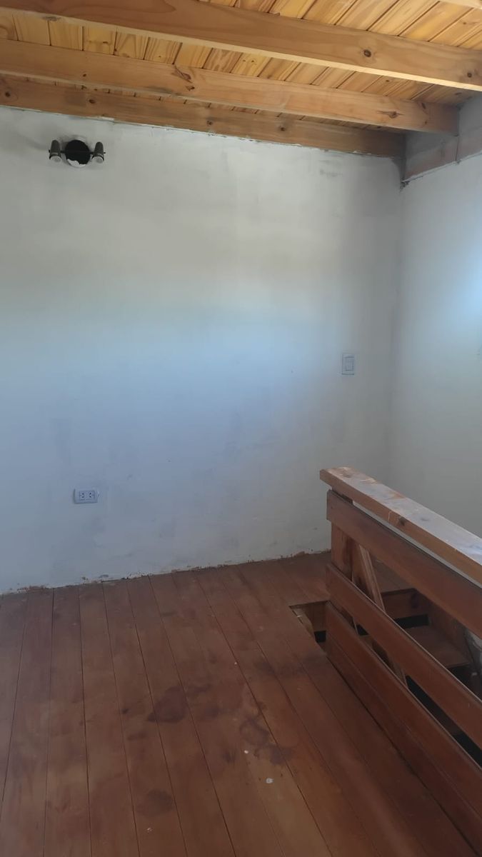 EXCELENTE PROPIEDAD DE TRES AMBIENTES CON GARAGE PATIO LIBRE MASDEPARTAMENTO DOS AMBIENTES — foto 3