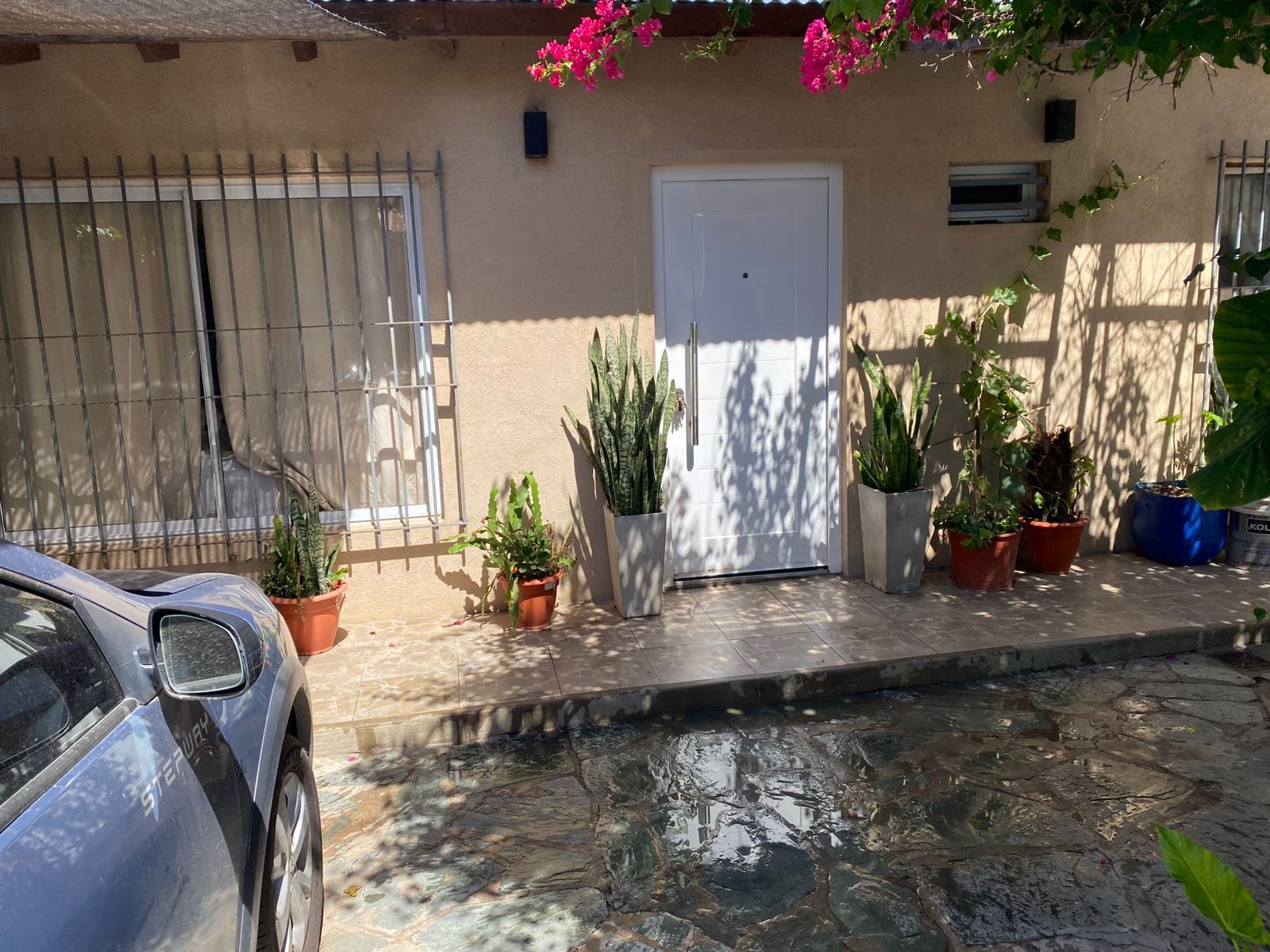 Excelente propiedad de cuatro ambientes con entrada de auto patio ypiscina — foto 12