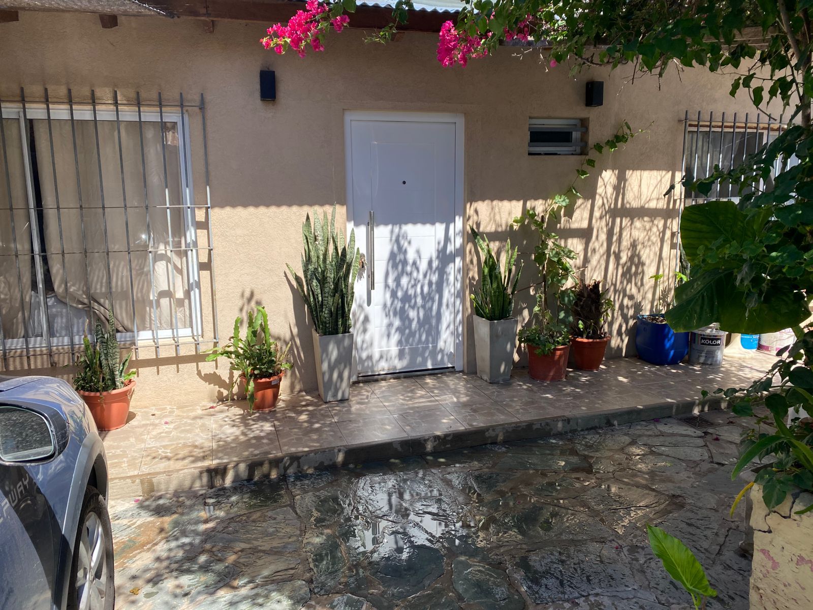 Excelente propiedad de cuatro ambientes con entrada de auto patio ypiscina — foto 13