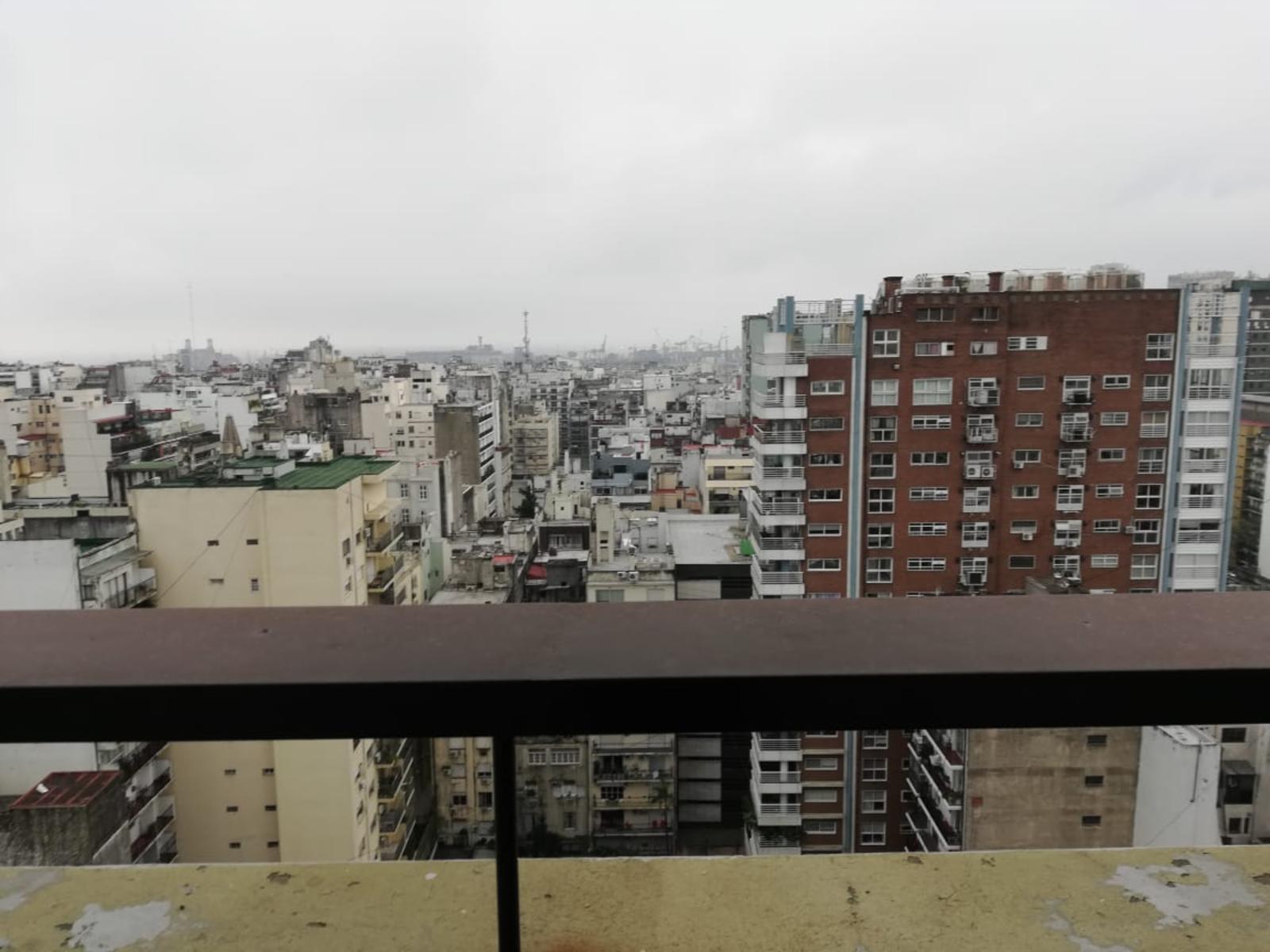 ALQUILER SEMIPISO DE 5 AMBIENTES Y DOS COCHERAS — foto 2