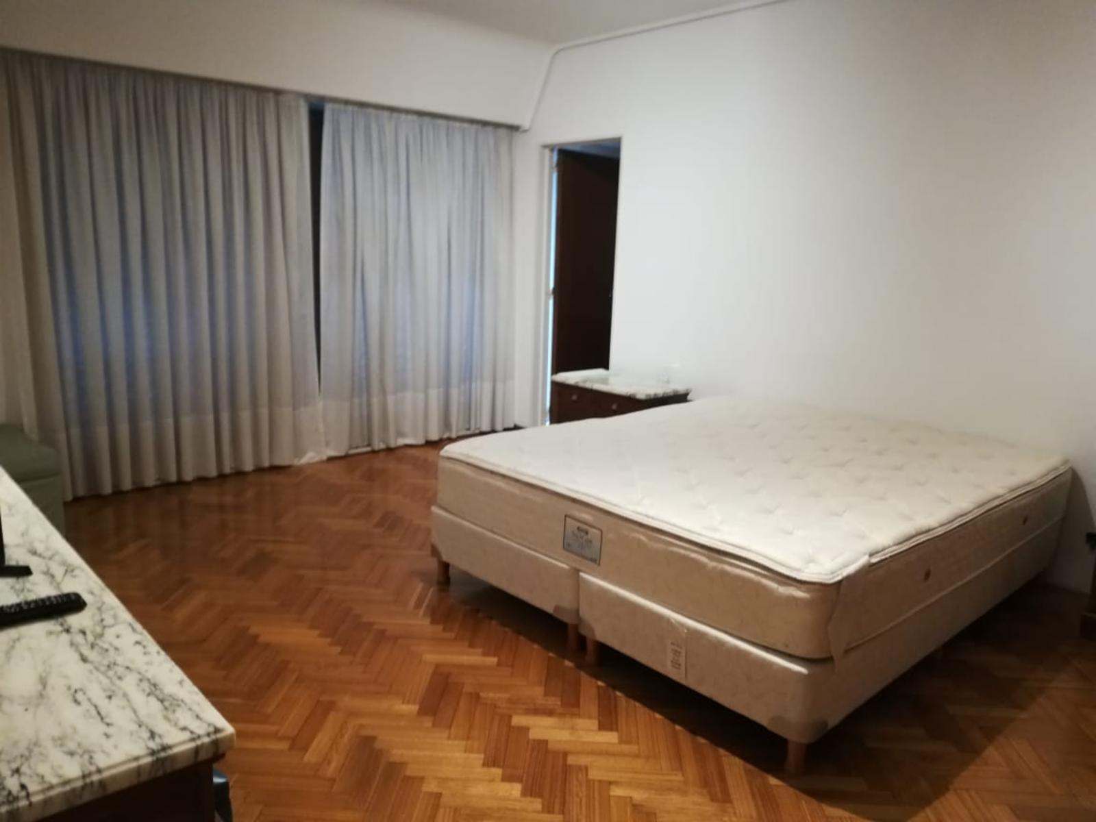 ALQUILER SEMIPISO DE 5 AMBIENTES Y DOS COCHERAS — foto 10