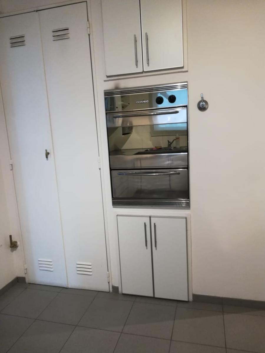 ALQUILER SEMIPISO DE 5 AMBIENTES Y DOS COCHERAS — foto 11
