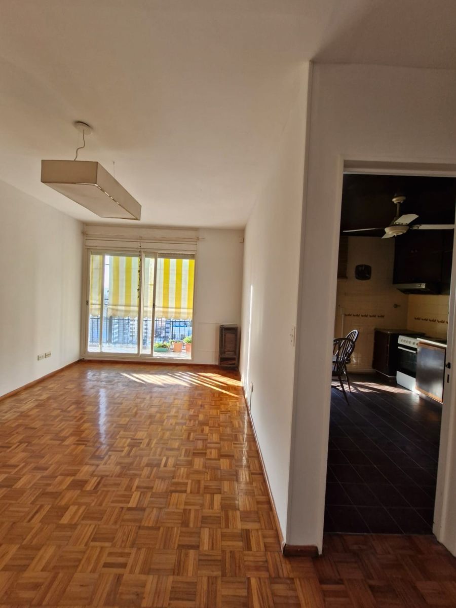 AMPLIO DEPARTAMENTO DE 2 AMBIENTES CON BALCON EN ALMAGRO — foto 8