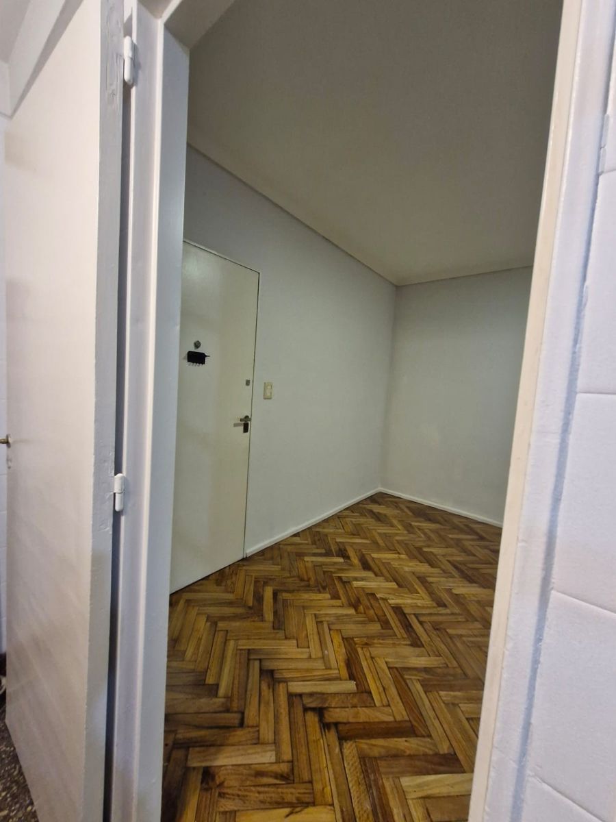 VENTA DEPTO 2 AMBIENTES EN FLORES — foto 11