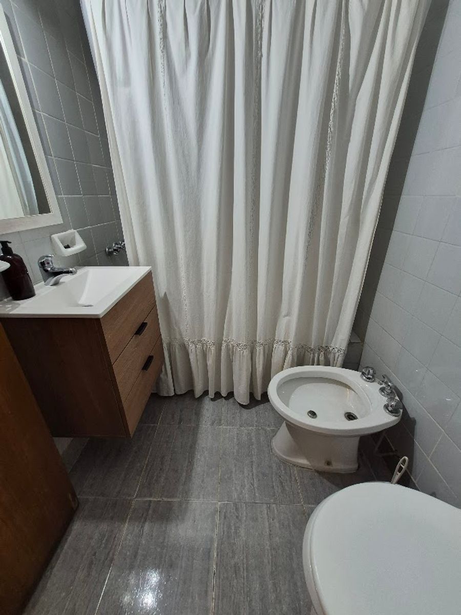 VENTA luminoso 2 Ambientes Apto Profesional en Excelente Ubicación - Barrio Norte - 7