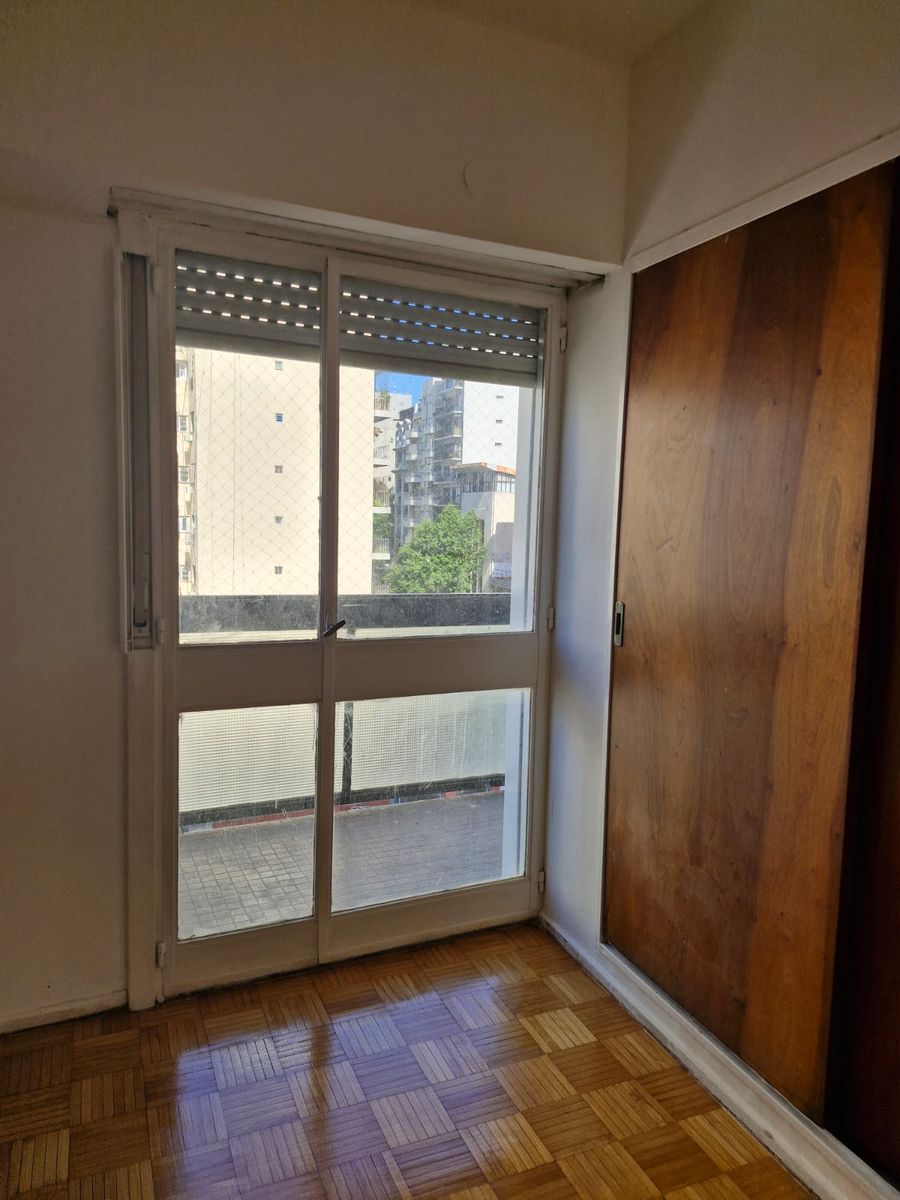 DEPARTAMENTO DE 2 AMBIENTES AL FRENTE CON BALCON — foto 4