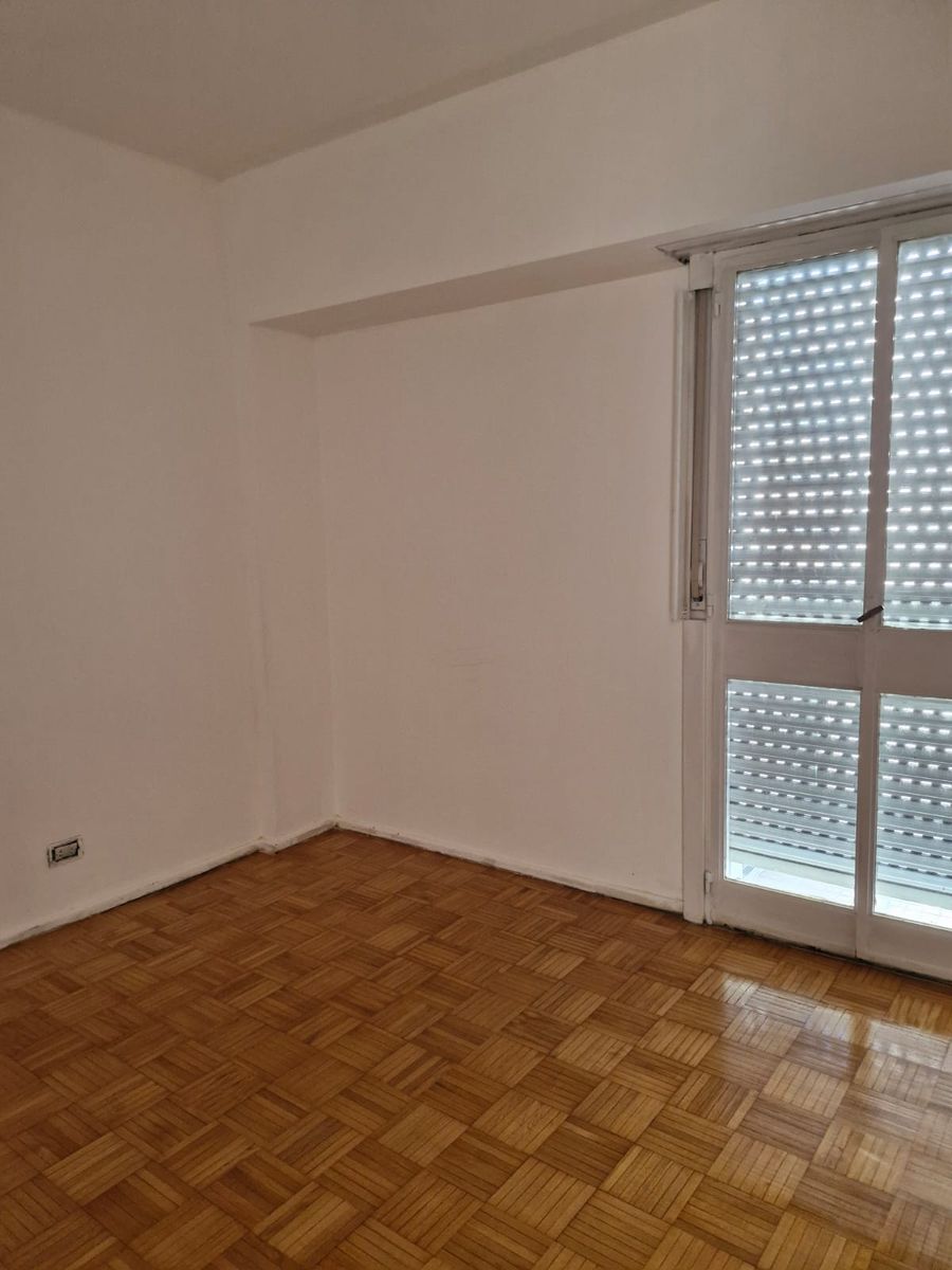 DEPARTAMENTO DE 2 AMBIENTES AL FRENTE CON BALCON — foto 6