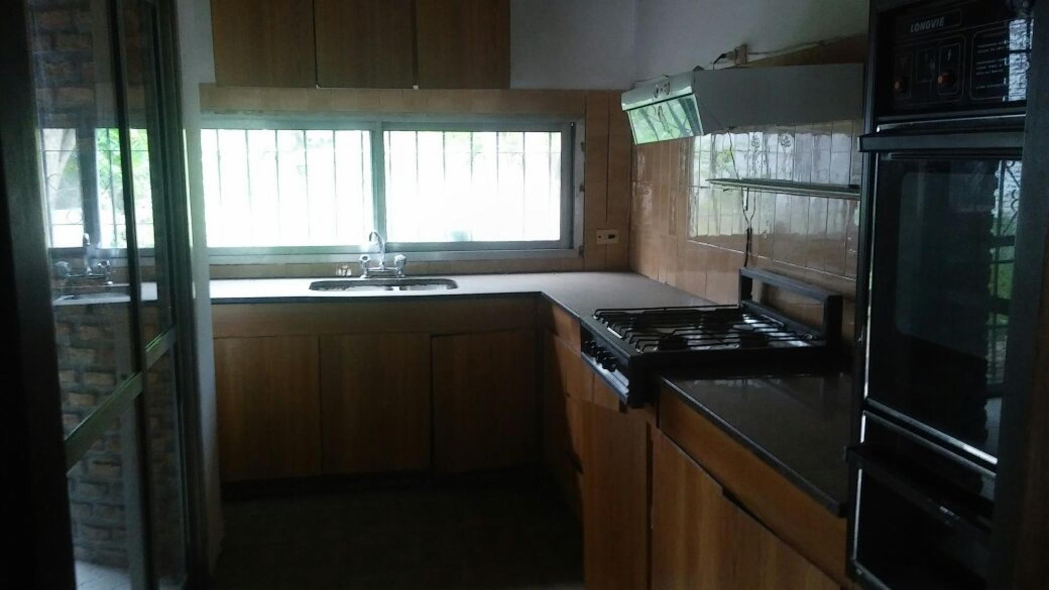 HERMOSA CASA EN VENTA EN BAHIA BLANCA A 3 CUADRAS DEL HOSPITAL MUNICIPAL — foto 5