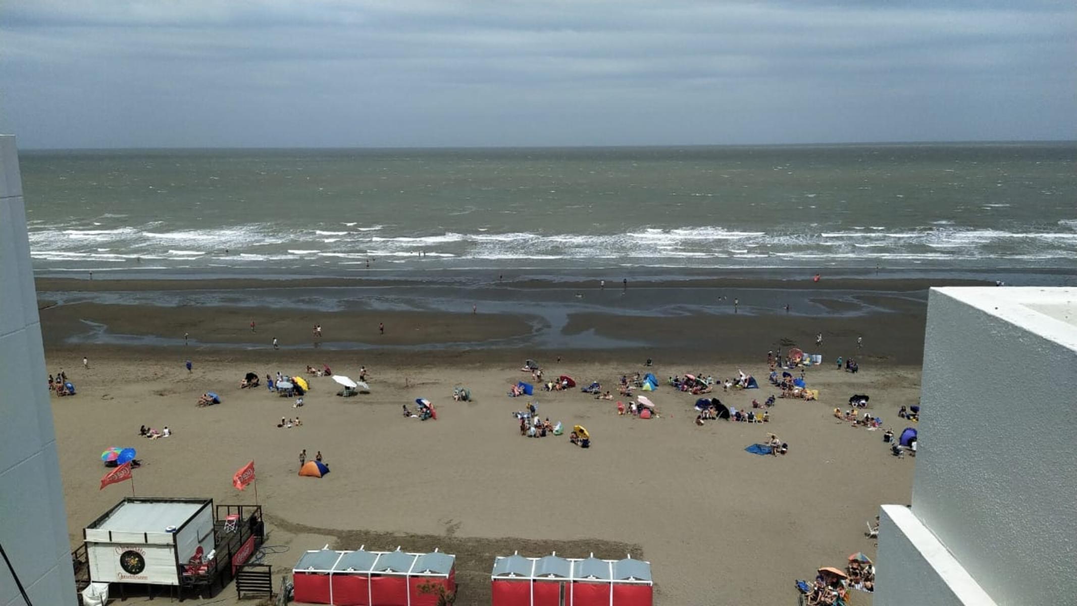 EXCELENTE DEPARTAMENTO A METROS DEL MAR — foto 9