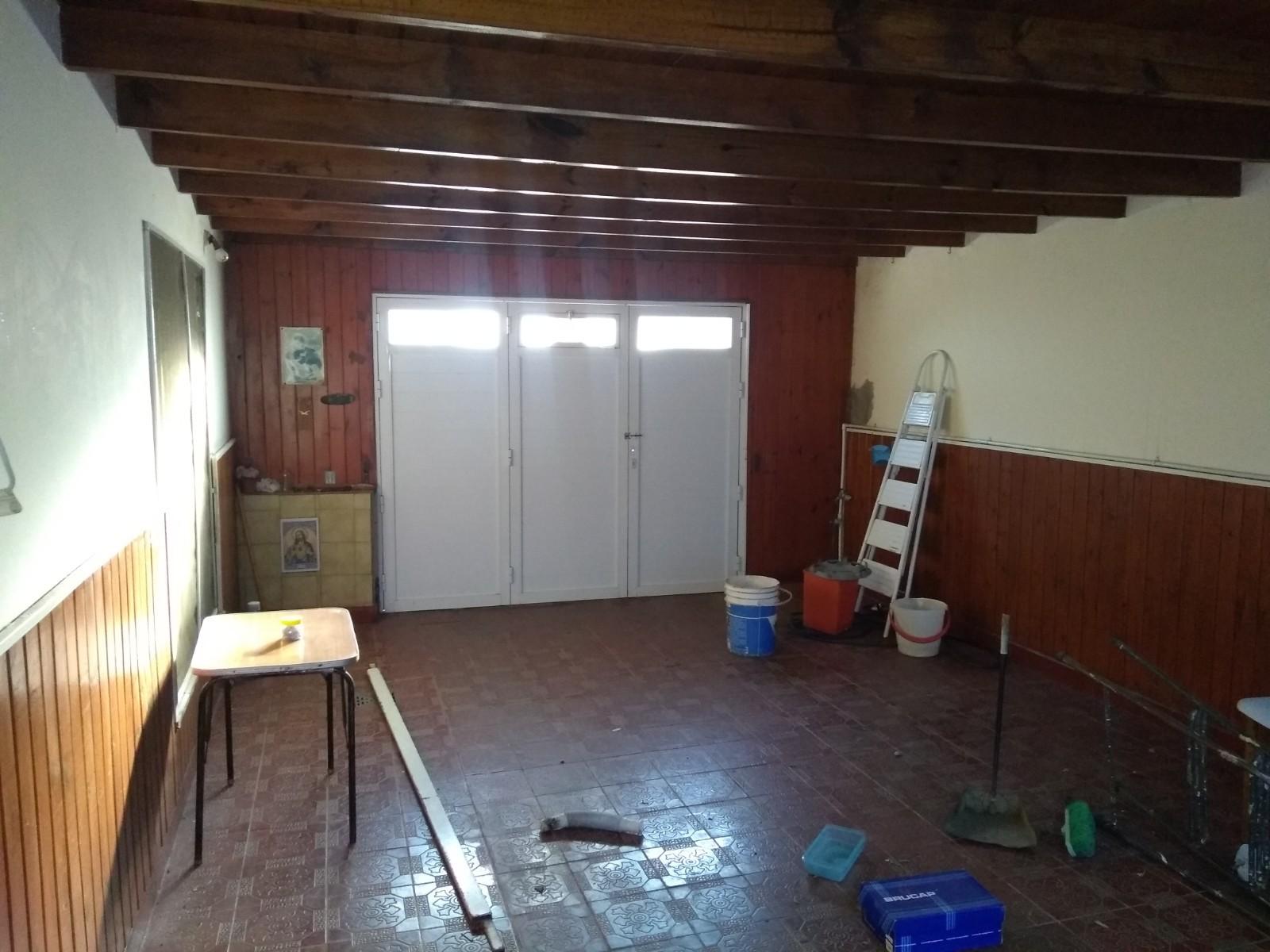 MUY BUENA CASA EN VENTA EN CORONEL DORREGO - 6