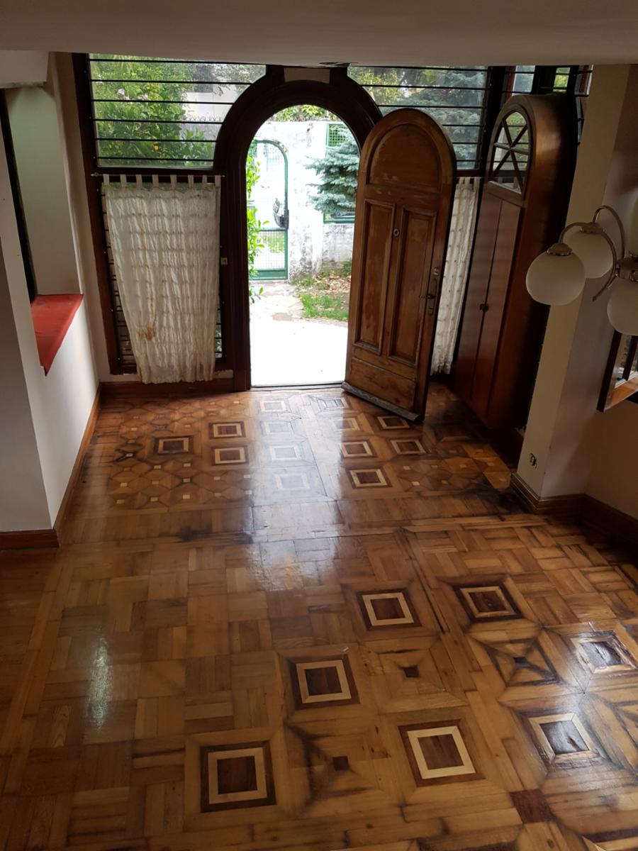 OPORTUNIDAD DE INVERSION - CHALET DE 6 AMB + DEPTO DE 3 AMB PARA REFACCIONAR - MORON — foto 4