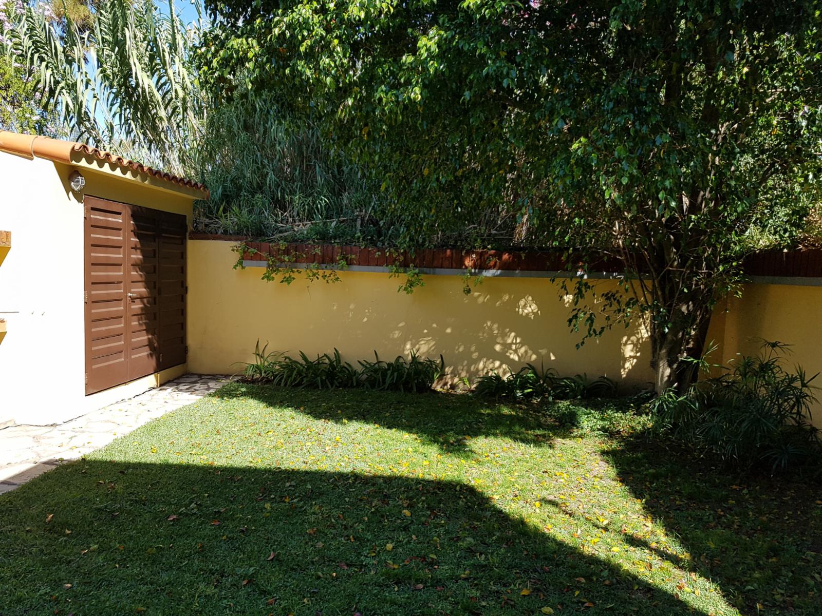 EXCELENTE CHALET EN ITUZAINGO CENTRO — foto 10