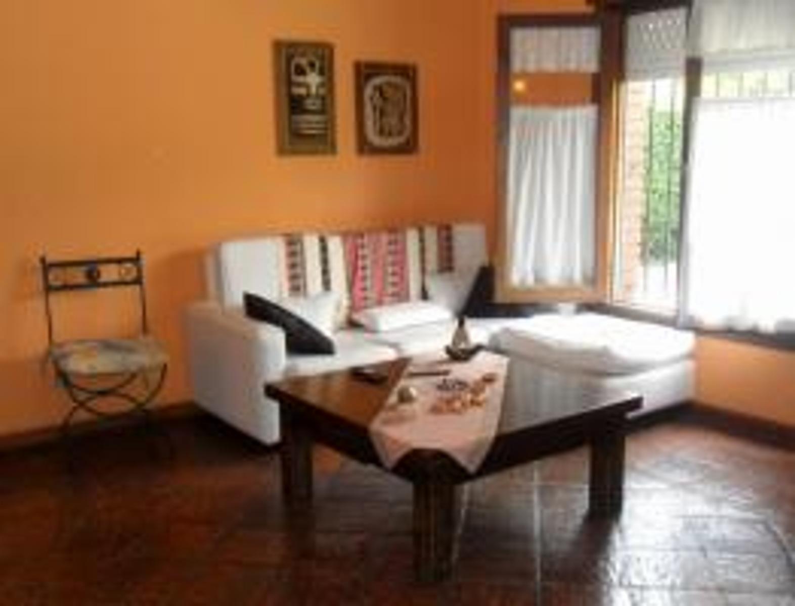 HERMOSO CHALET 5 AMB CON PISCINA - CASTELAR NORTE — foto 2