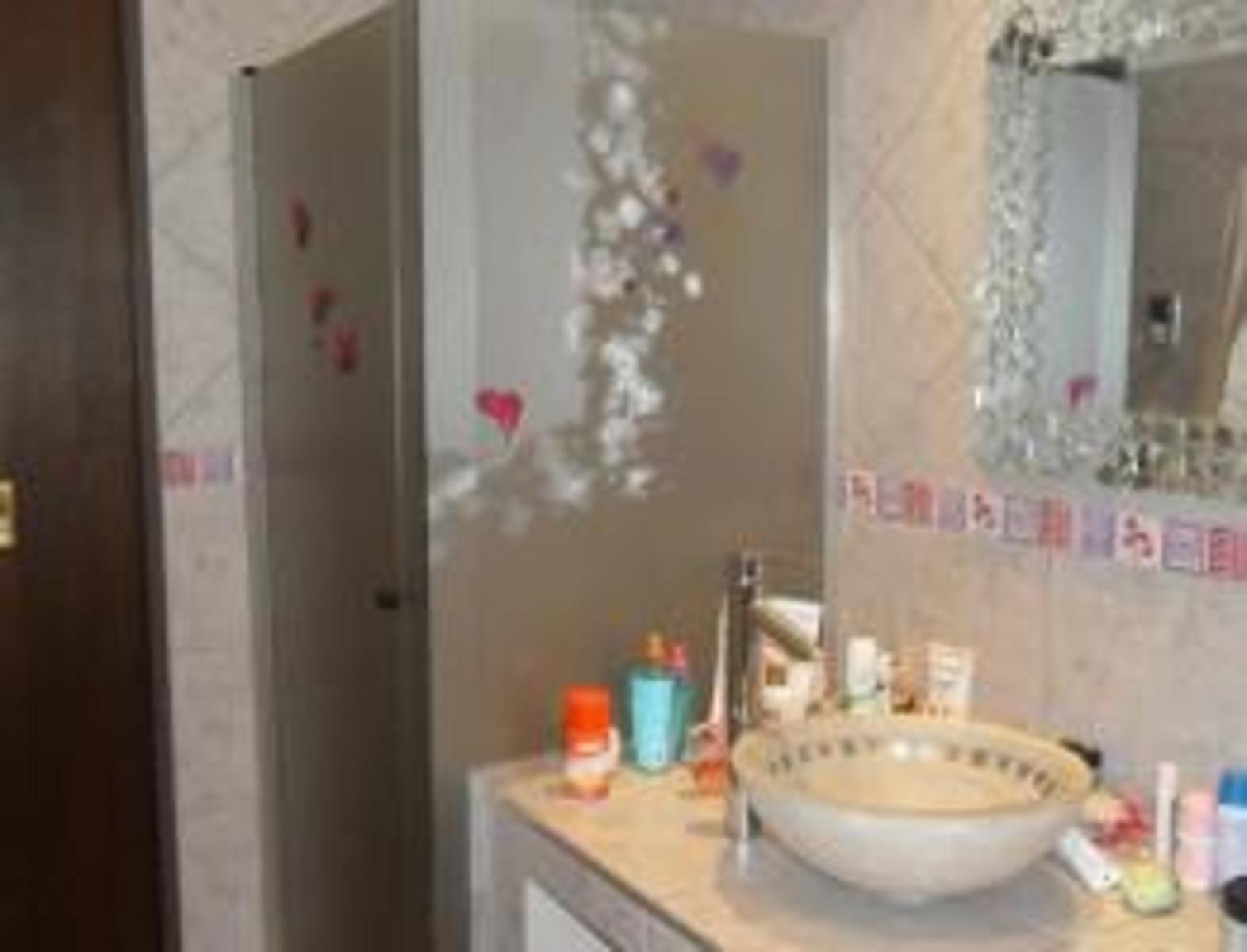 HERMOSO CHALET 5 AMB CON PISCINA - CASTELAR NORTE — foto 6