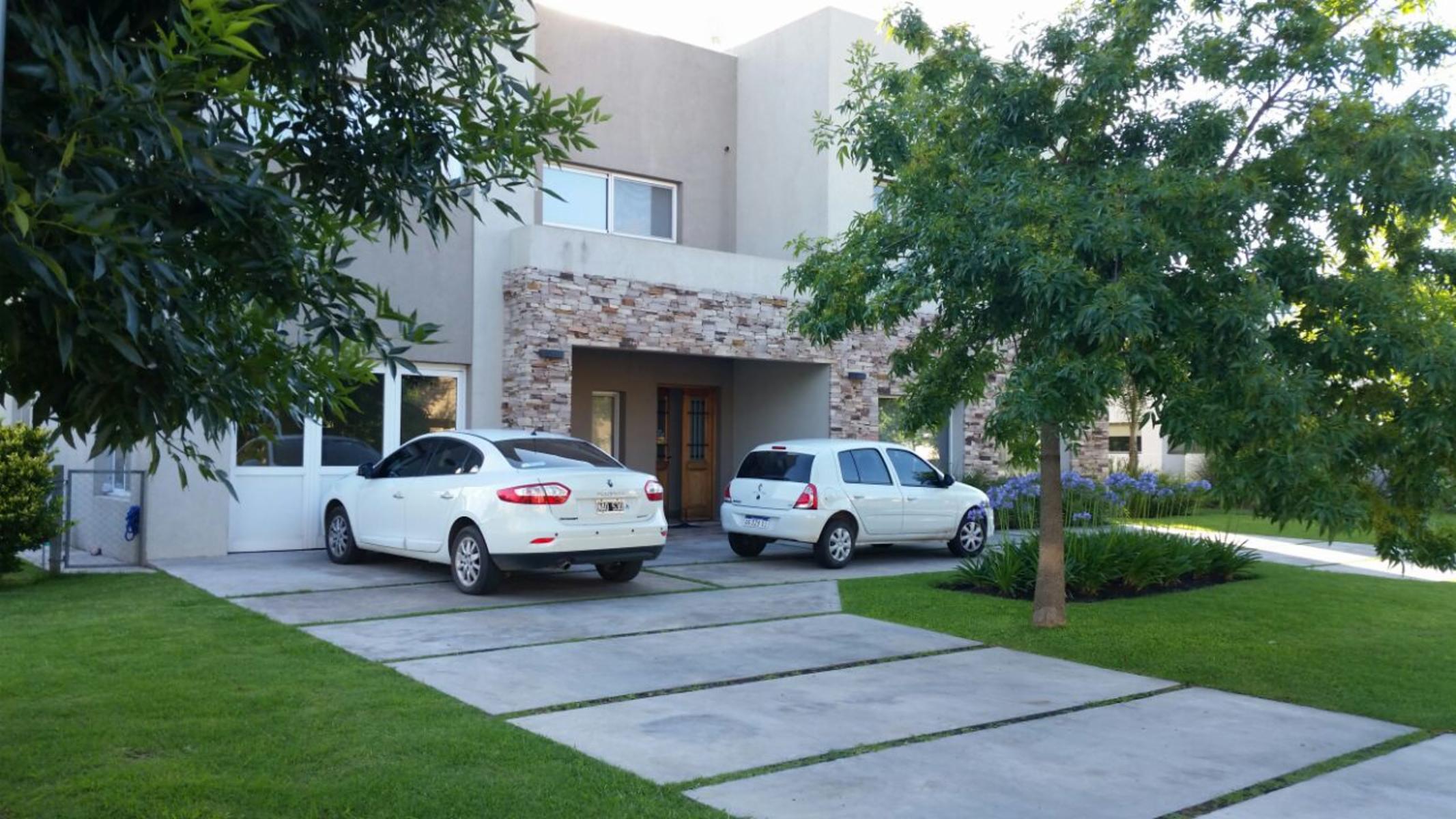 ESPECTACULAR CASA EN COUNTRY CLUB TERRAVISTA, GRAL RODRIGUEZ — foto 2