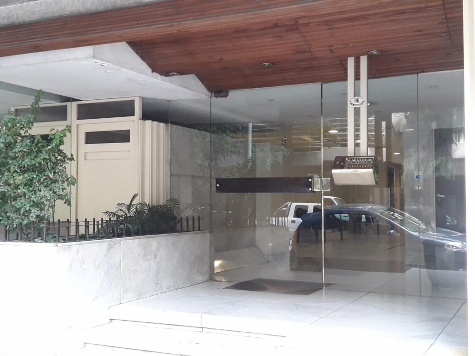 DEPTO DE 4 AMB + DEP - CABALLITO — foto 2