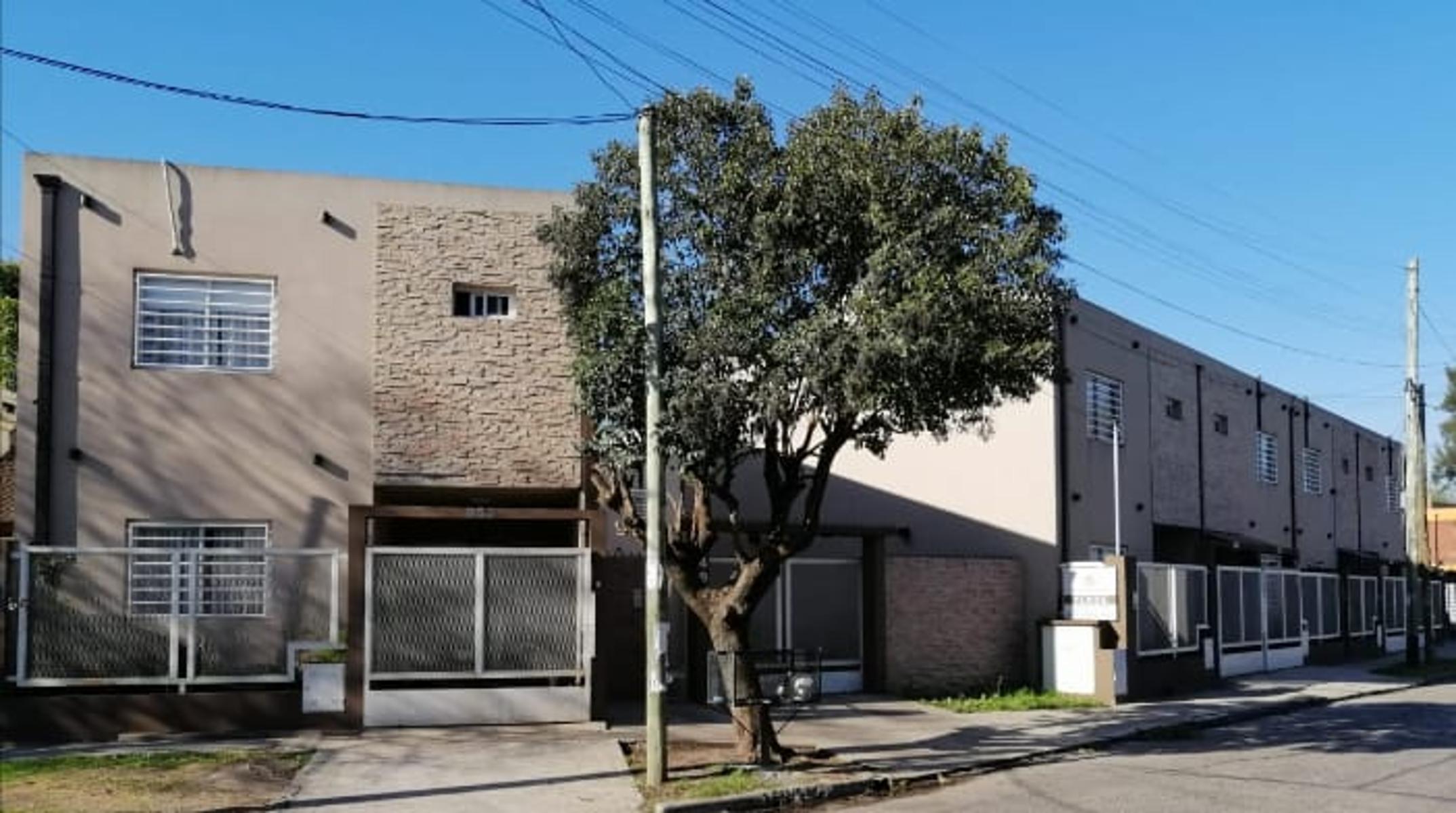 EXCELENTE DUPLEX A ESTRENAR 4 AMB - ITUZAINGO NORTE