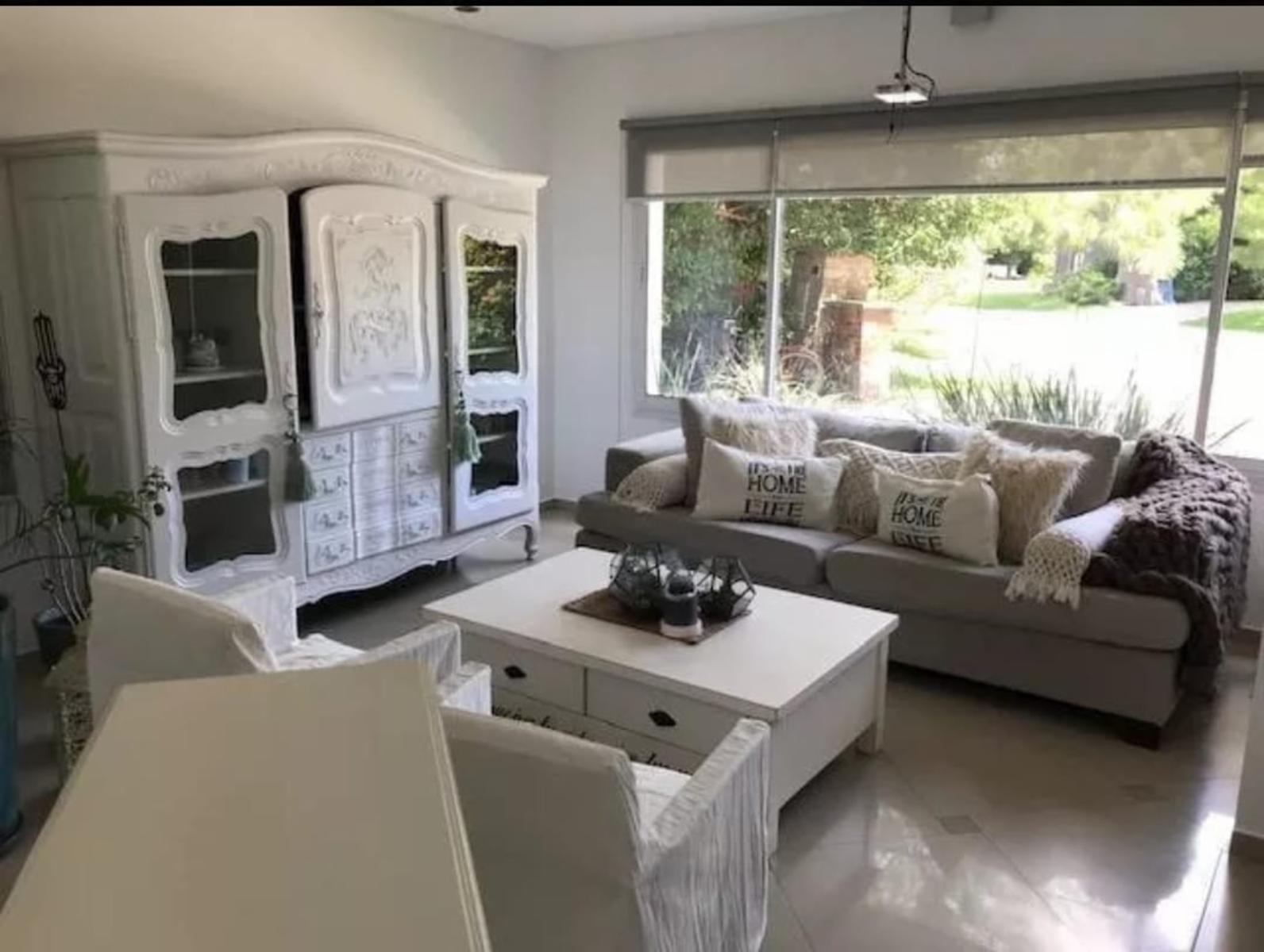 HERMOSA CASA EN COUNTRY CLUB CAMPOS DE ALVAREZ, MORENO — foto 3