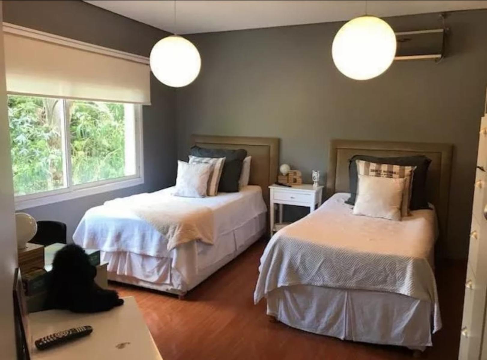 HERMOSA CASA EN COUNTRY CLUB CAMPOS DE ALVAREZ, MORENO — foto 4