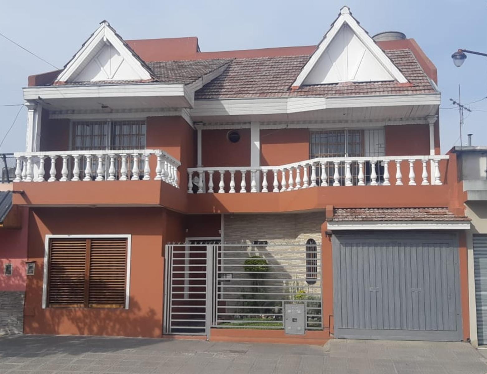 EXCELENTE CASA 4 AMB - LAFERRERE — foto 2