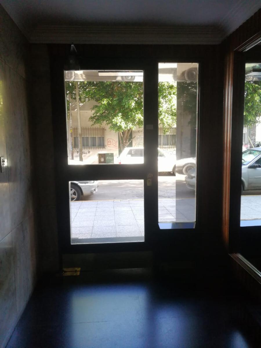 DEPTO 4 AMBIENTES REFACCIONADO A NUEVO - RAMOS MEJIA CENTRO -PERMUTA — foto 2