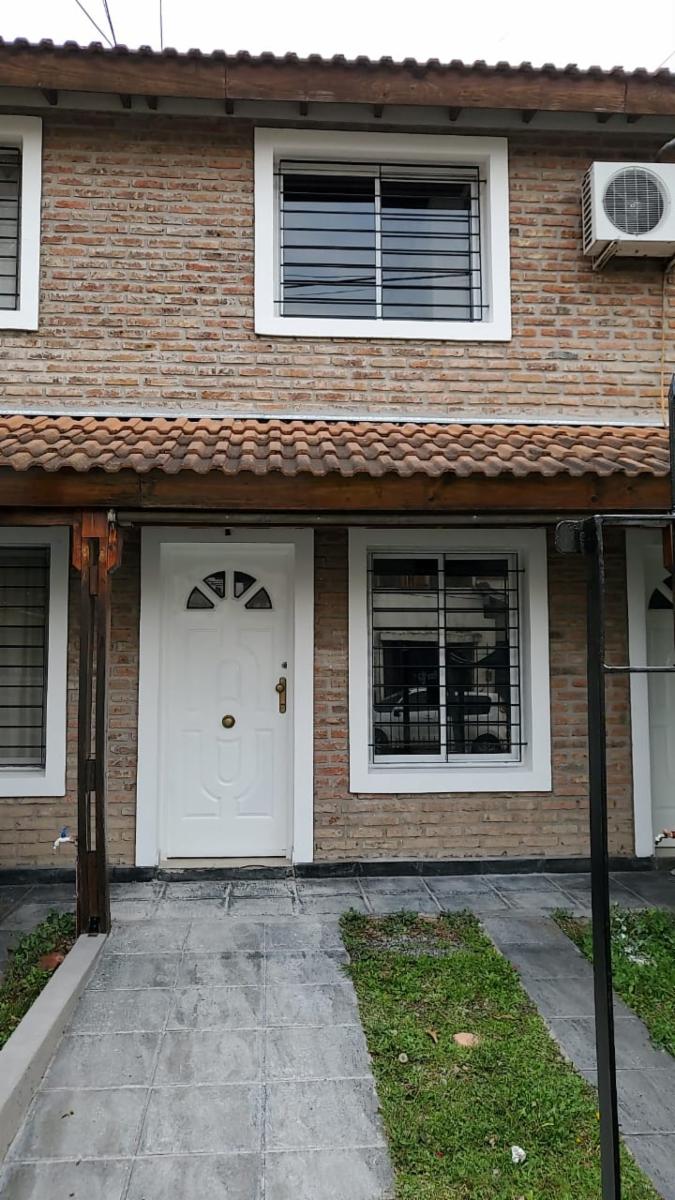 DÚPLEX 3 AMB. + COCHERA - ITUZAINGO NORTE