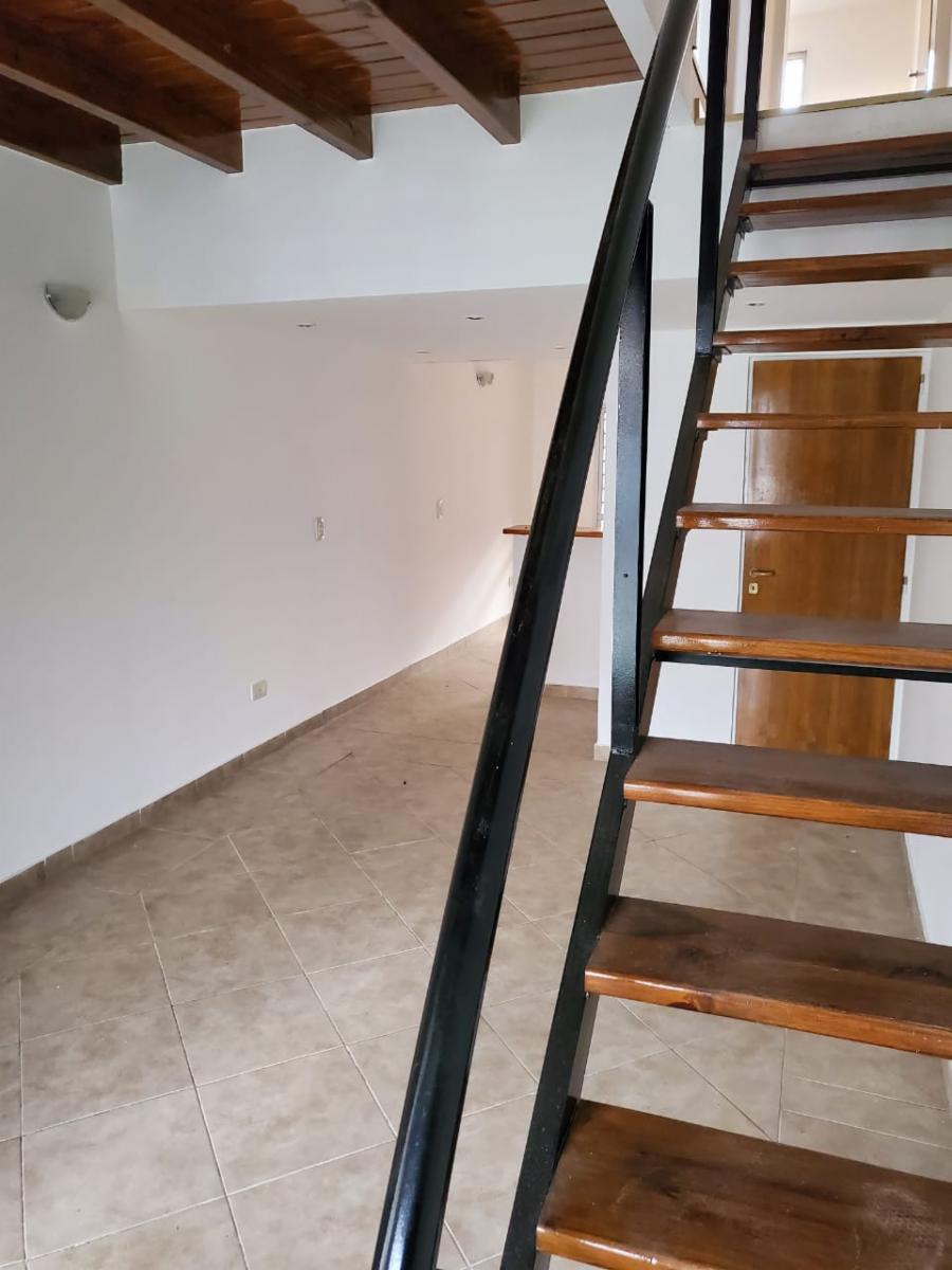 DÚPLEX 3 AMB. + COCHERA - ITUZAINGO NORTE — foto 3