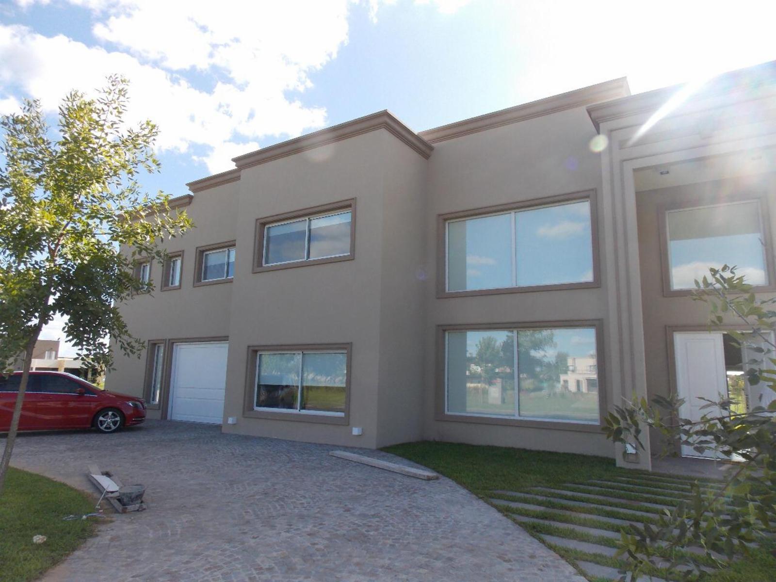 OPORTUNIDAD Hermosa casa en venta Country Terravista, Gral. Rodriguez