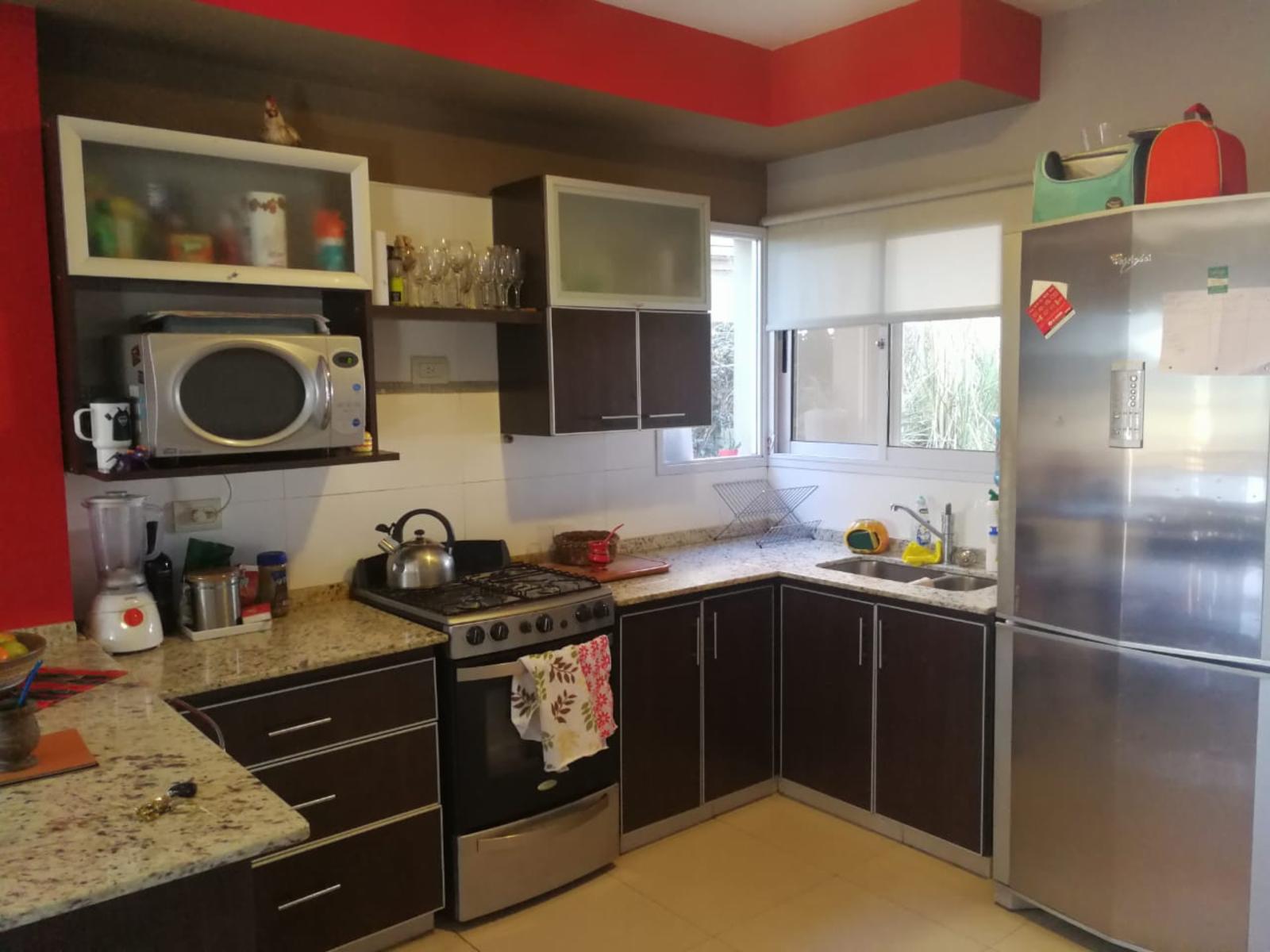 Hermosa casa estilo minimalista en Country Club Banco Provincia — foto 2