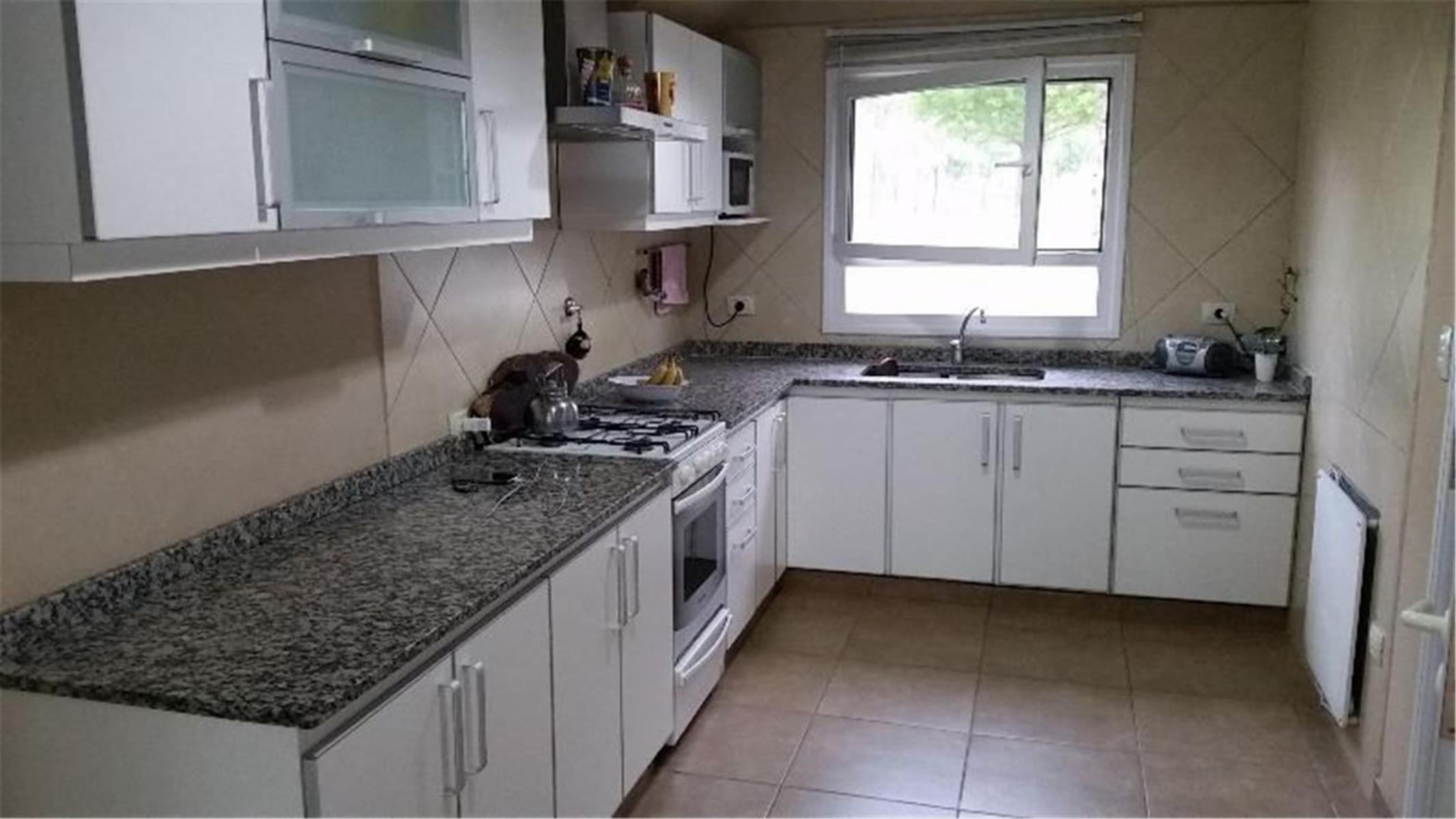 Hermosa casa estilo minimalista en Barrio cerrado La cesarina General Rodriguez — foto 2