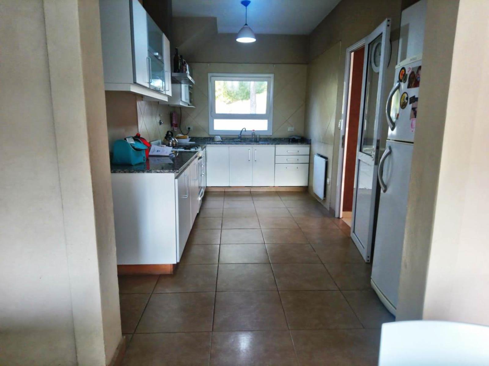 Hermosa casa estilo minimalista en Barrio cerrado La cesarina General Rodriguez — foto 9