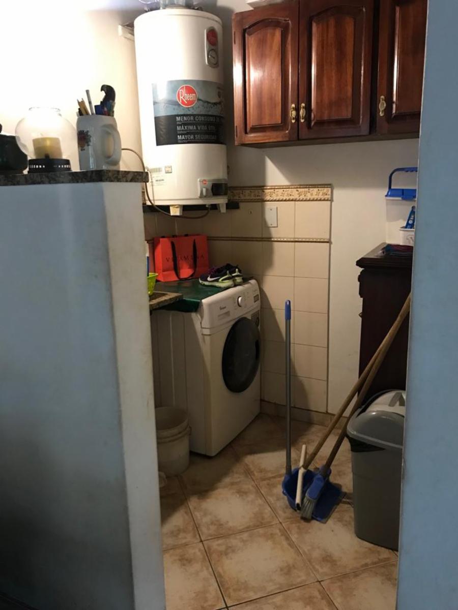 EXCELENTE CHALET COLONIAL - ITUZAINGO NORTE — foto 12