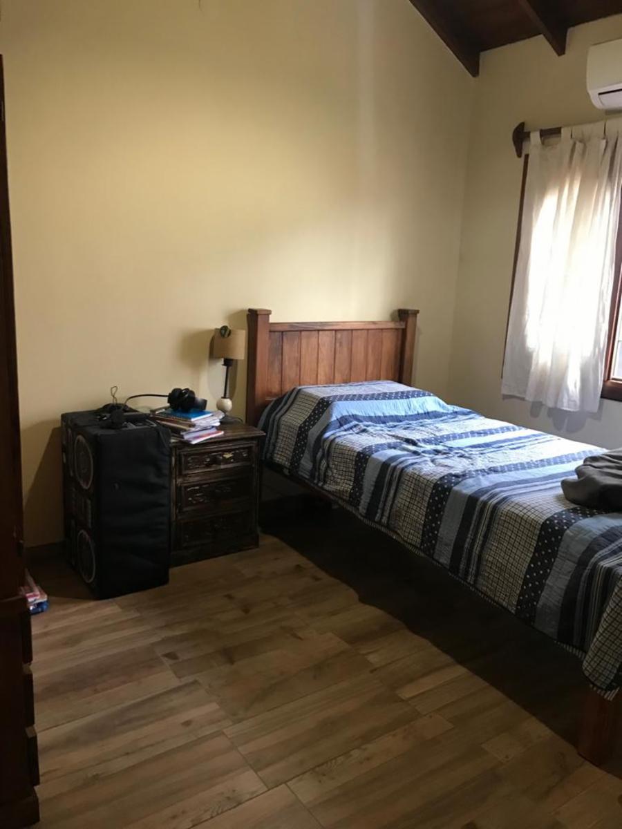 EXCELENTE CHALET COLONIAL - ITUZAINGO NORTE — foto 14