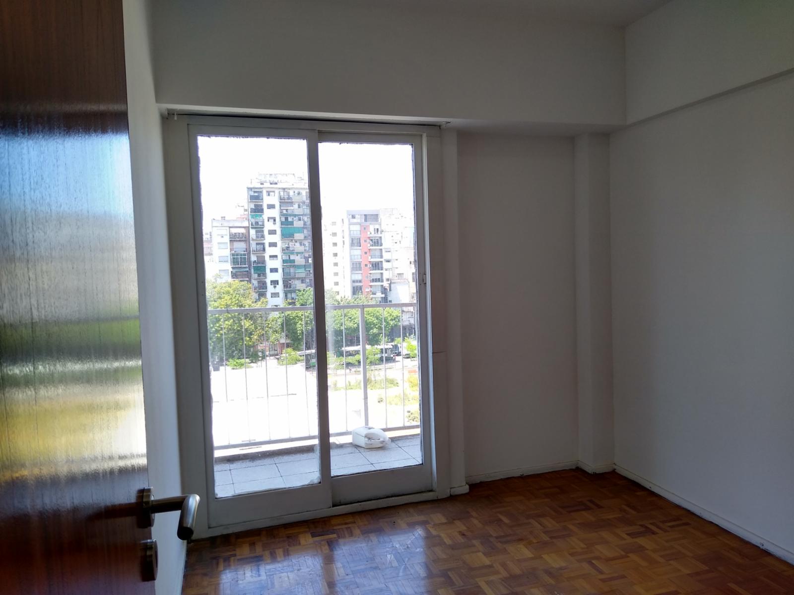 Increible depto 4 ambientes en Balvanera Frente a Plaza de los Vecinos — foto 7