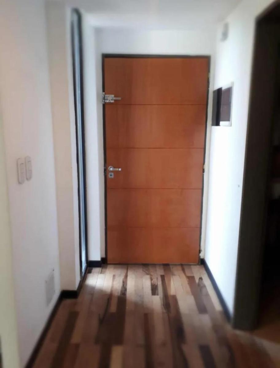 MONOAMBIENTE EN EL CENTRO DE MORENO — foto 9