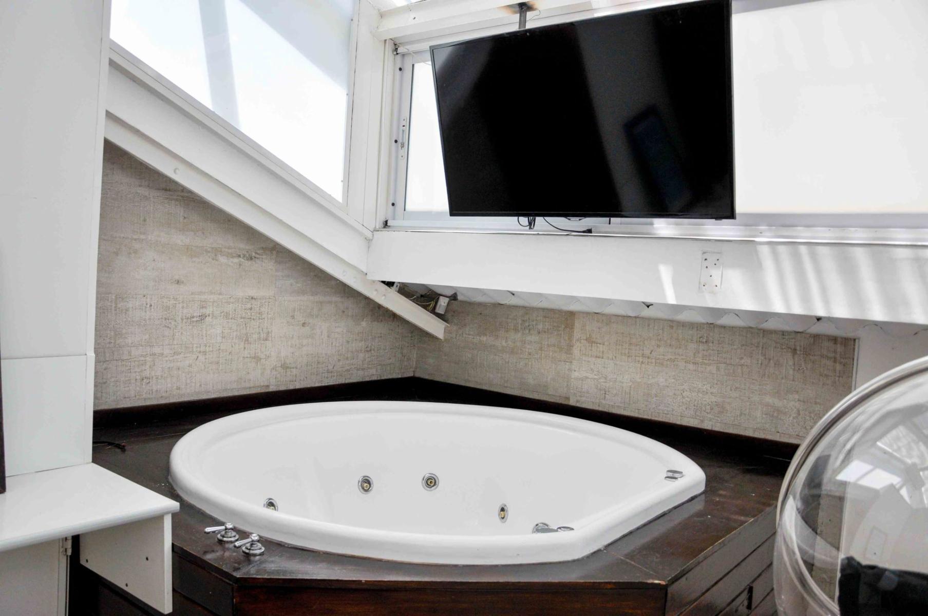 DEPARTAMENTO PENTHOUSE - 6 AMBIENTES - P LEZAMA - 22