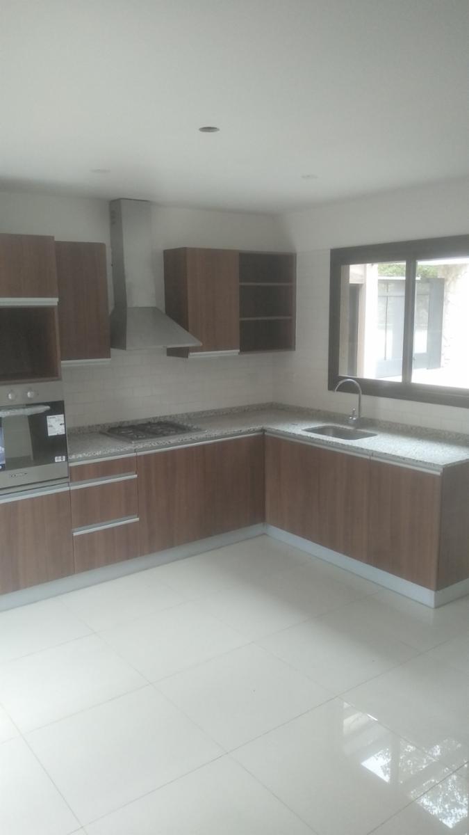 DUPLEX A ESTRENAR EN MORENO