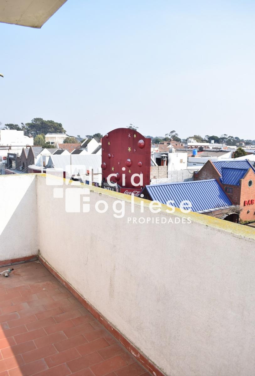 DEPARTAMENTO DE 3 AMBIENTES AL FRENTE EN PLENO CENTRO — foto 6