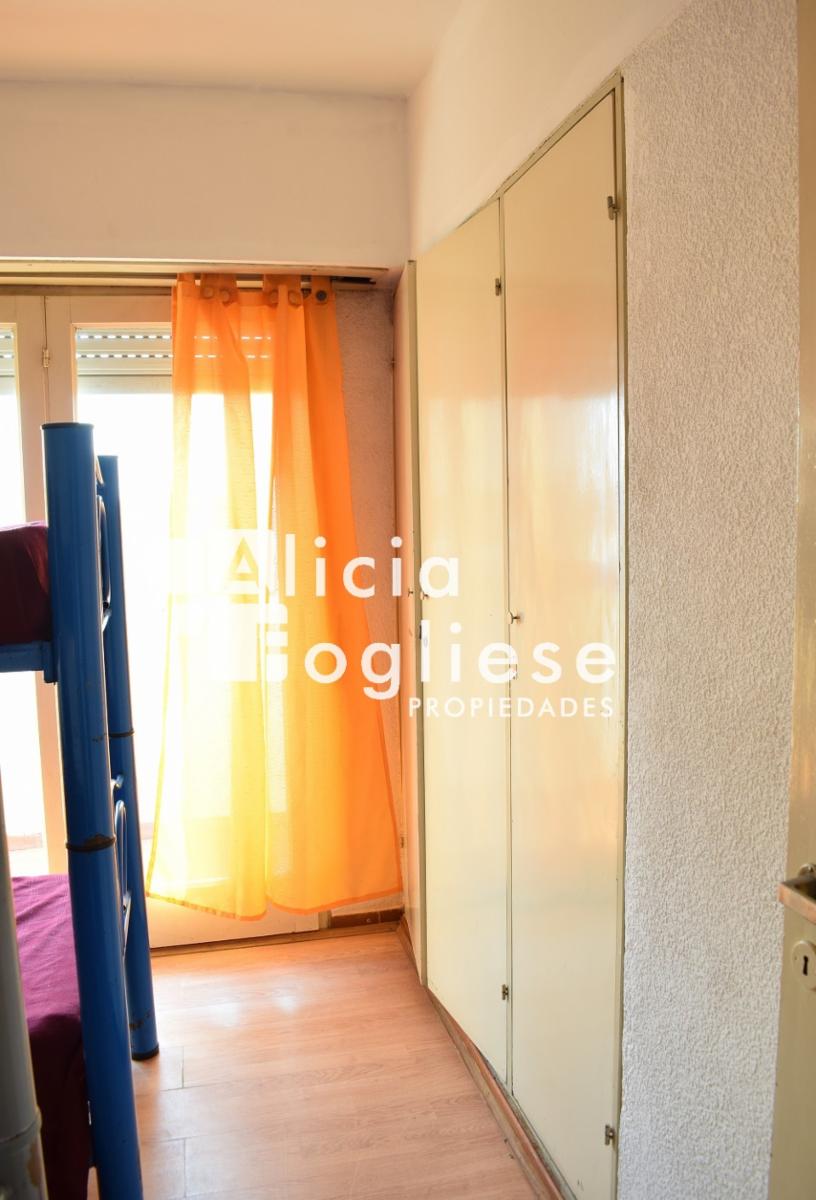 DEPARTAMENTO DE 3 AMBIENTES AL FRENTE EN PLENO CENTRO — foto 9