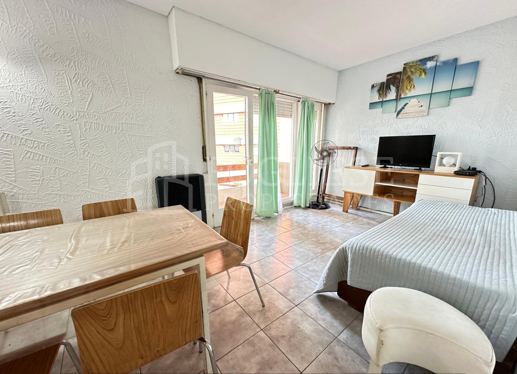 DEPARTAMENTO 3 AMBIENTES C/BALCÓN Y GARAGE FRENTE AL MAR — foto 6