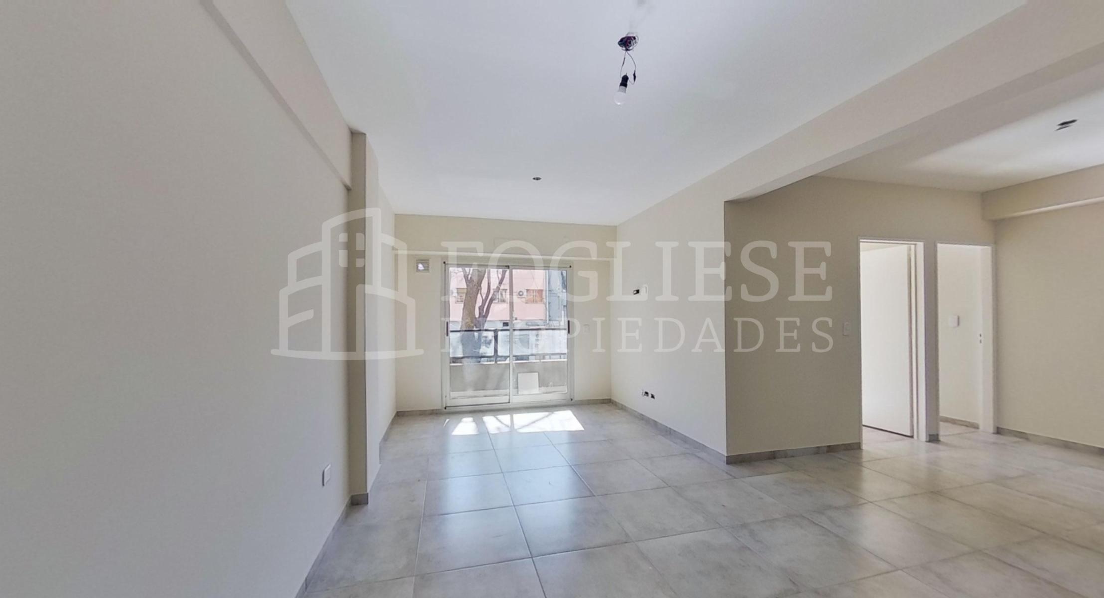Semipiso de 3 Ambientes al Frente con Balcón Aterrazado - Excelente Ubicación