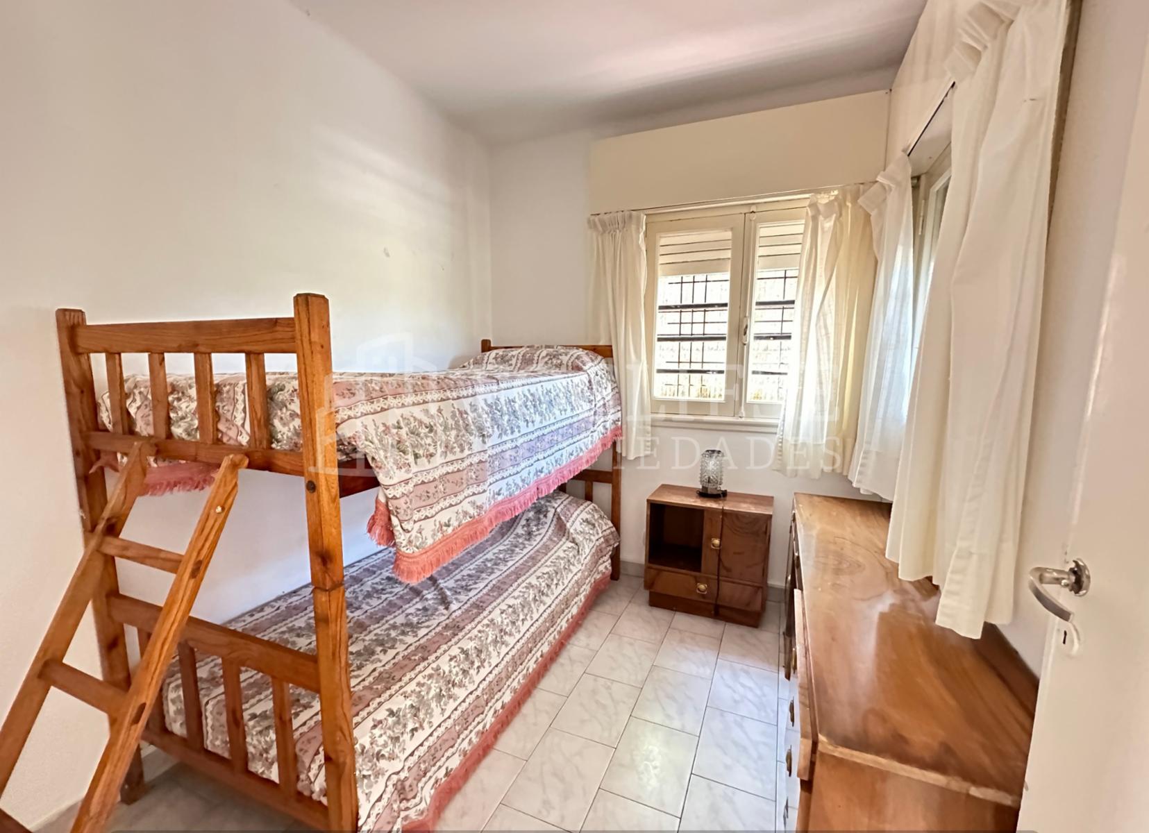Inversión Segura en Zona Céntrica - Casa con Todos los Servicios